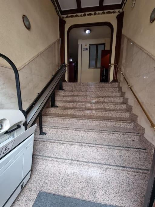 New Retiro Recien Reformado 10 Min En Metro A Sol, Hasta Seis Personas Apartment Madrid Exterior photo